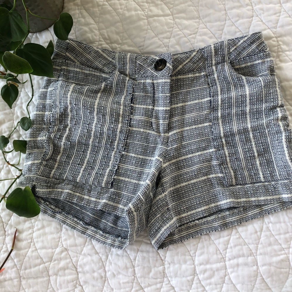 Cynthia Rowley Blue & White Shorts size 6